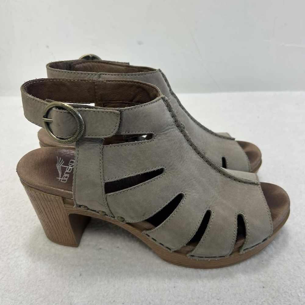 Dansko Demetra Sandal Wedge shoe Size 40 9.5‎ Leather Taupe Gray Boho Indie